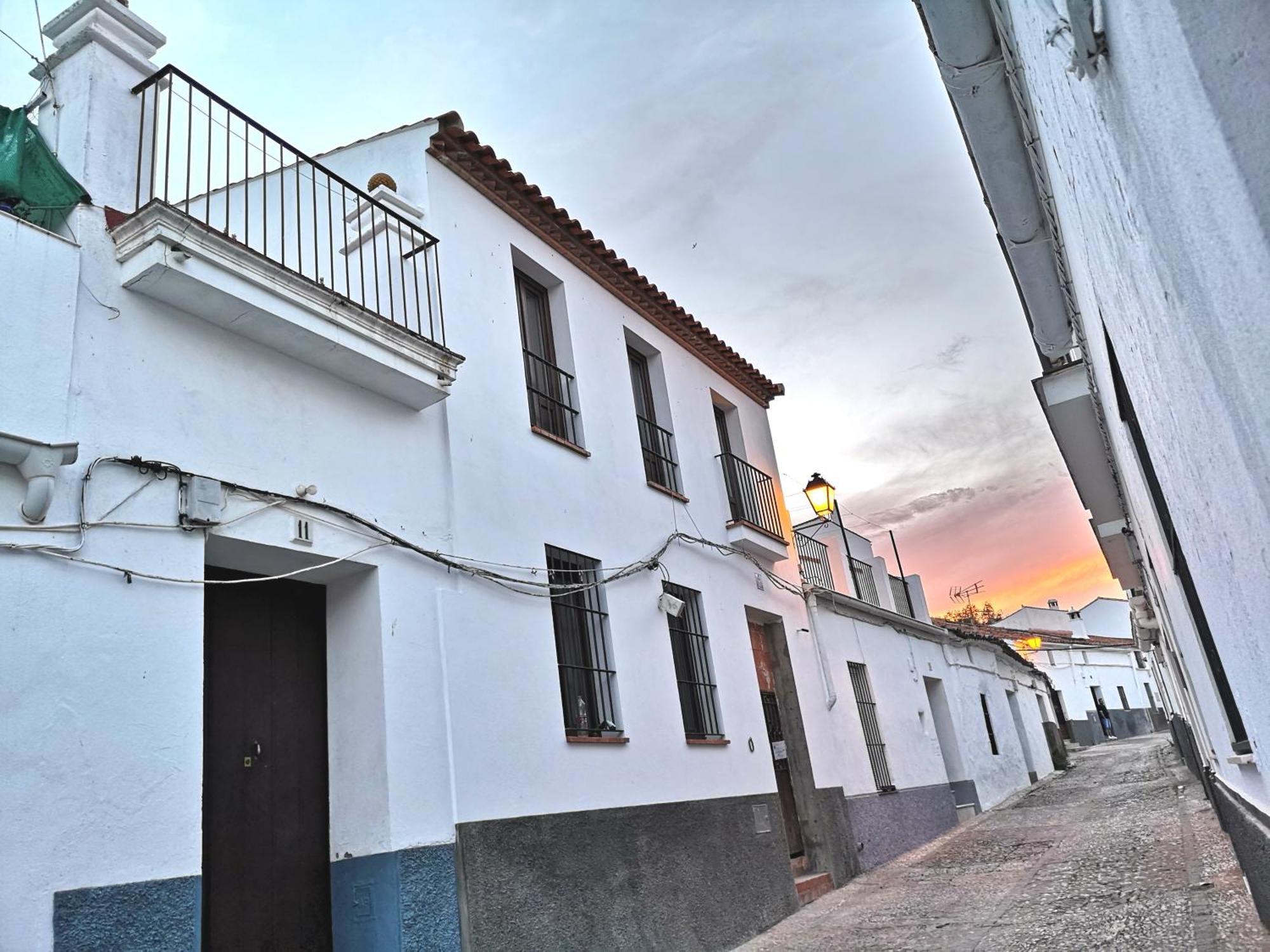 Casa Centenaria Con Encanto Zufre Luaran gambar
