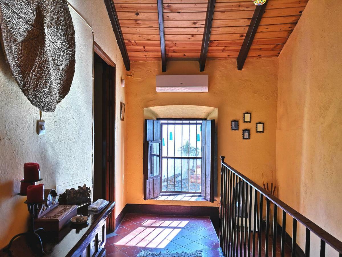 Casa Centenaria Con Encanto Zufre Luaran gambar