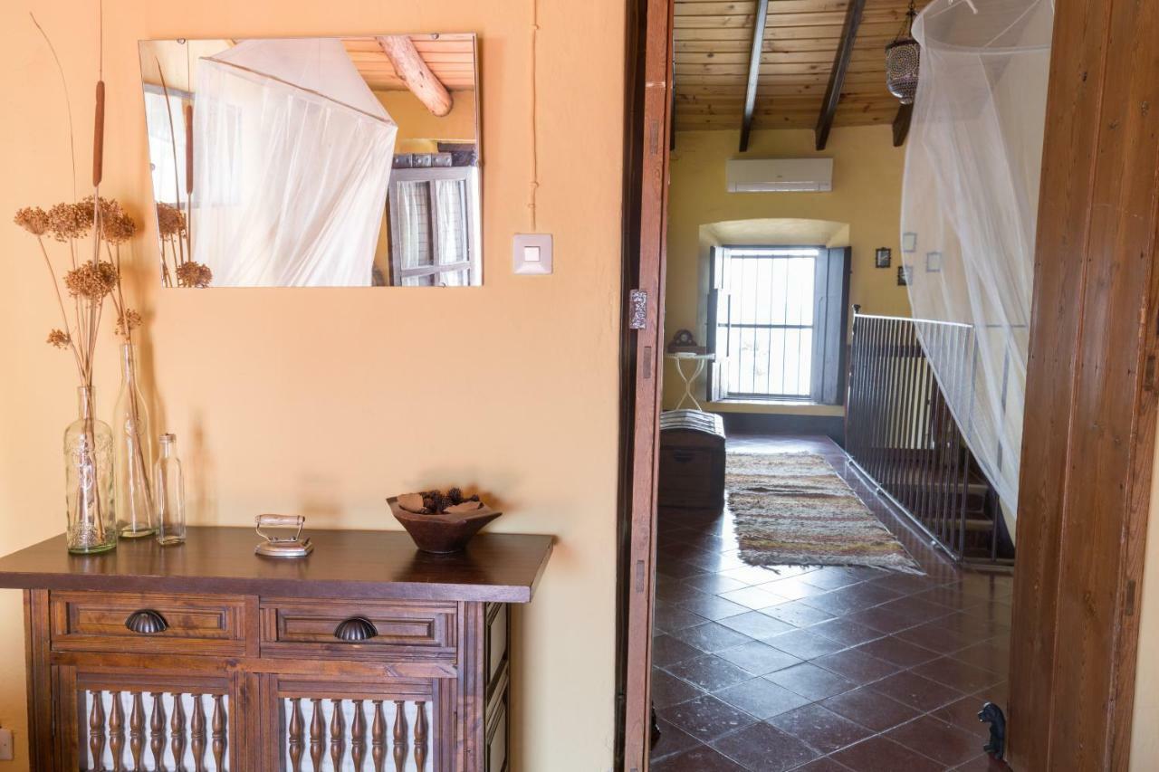 Casa Centenaria Con Encanto Zufre Luaran gambar